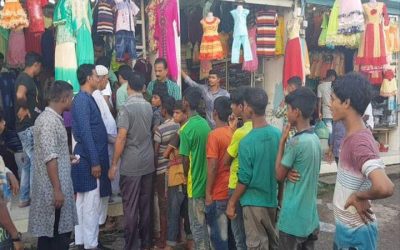 আখাউড়া প্রেসক্লাবের পক্ষে পথ শিশুদের ঈদের জামা বিতরণ।