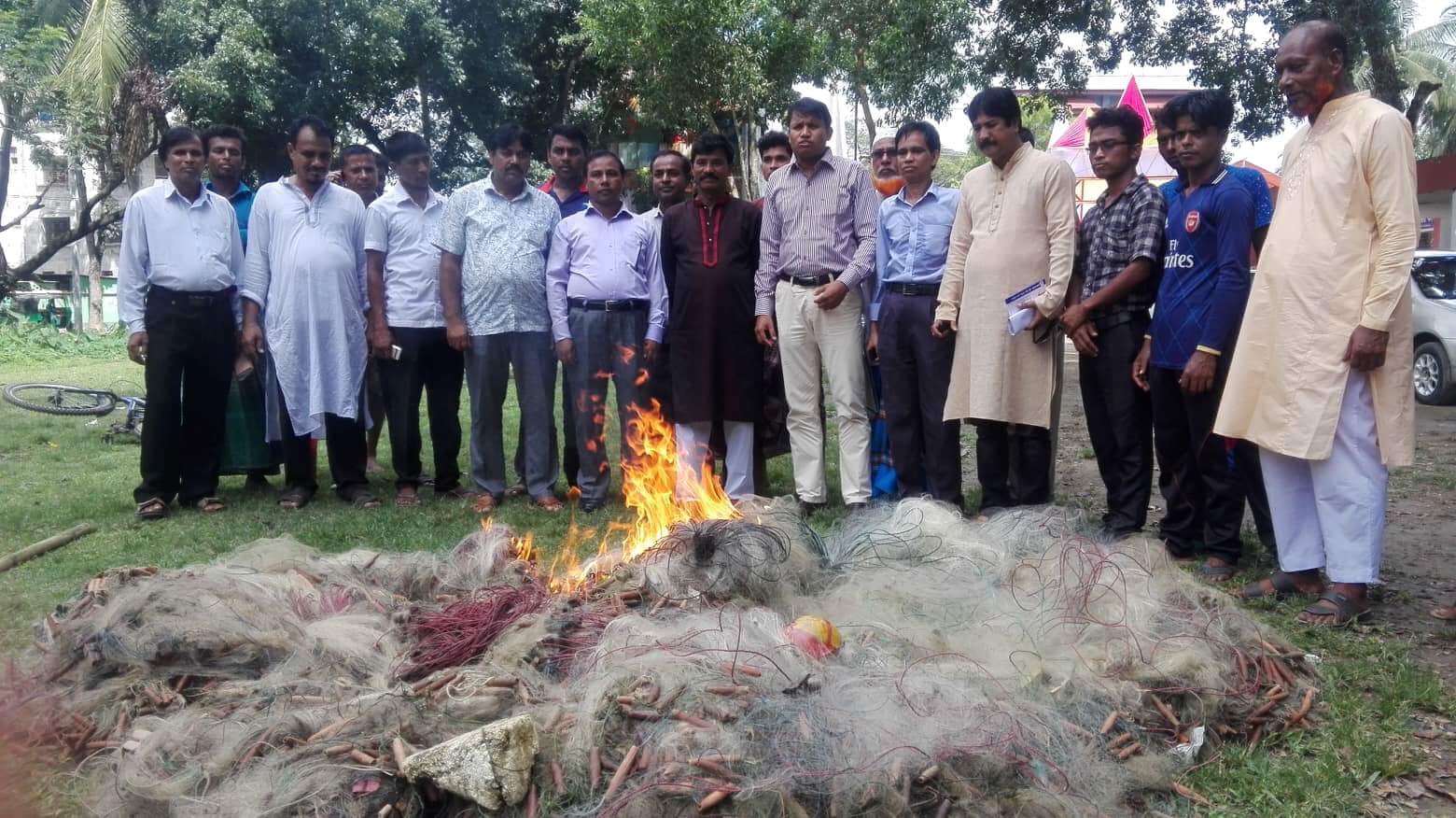 আখাউড়ায় ভ্রাম্যমান আদালতে বিপুল পরিমান অবৈধ কারেন্ট জাল জব্দ