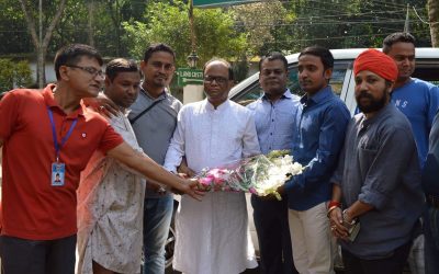যুগান্তরের সম্পাদকের সাথে আখাউড়া টেলিভিশন সাংবাদিকদের সৌজন্য স্বাক্ষাত।
