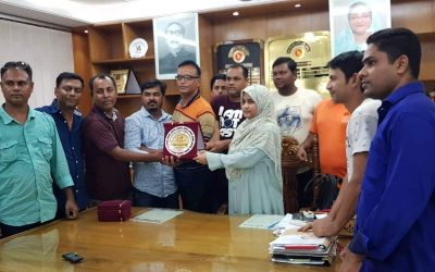 আখাউড়ায় উপজেলা নির্বাহী কর্মকর্তাকে স্বাধীনতা স্বারক প্রদান করল মুক্তিযাদ্ধা সংসদ সন্তান কমান্ড।