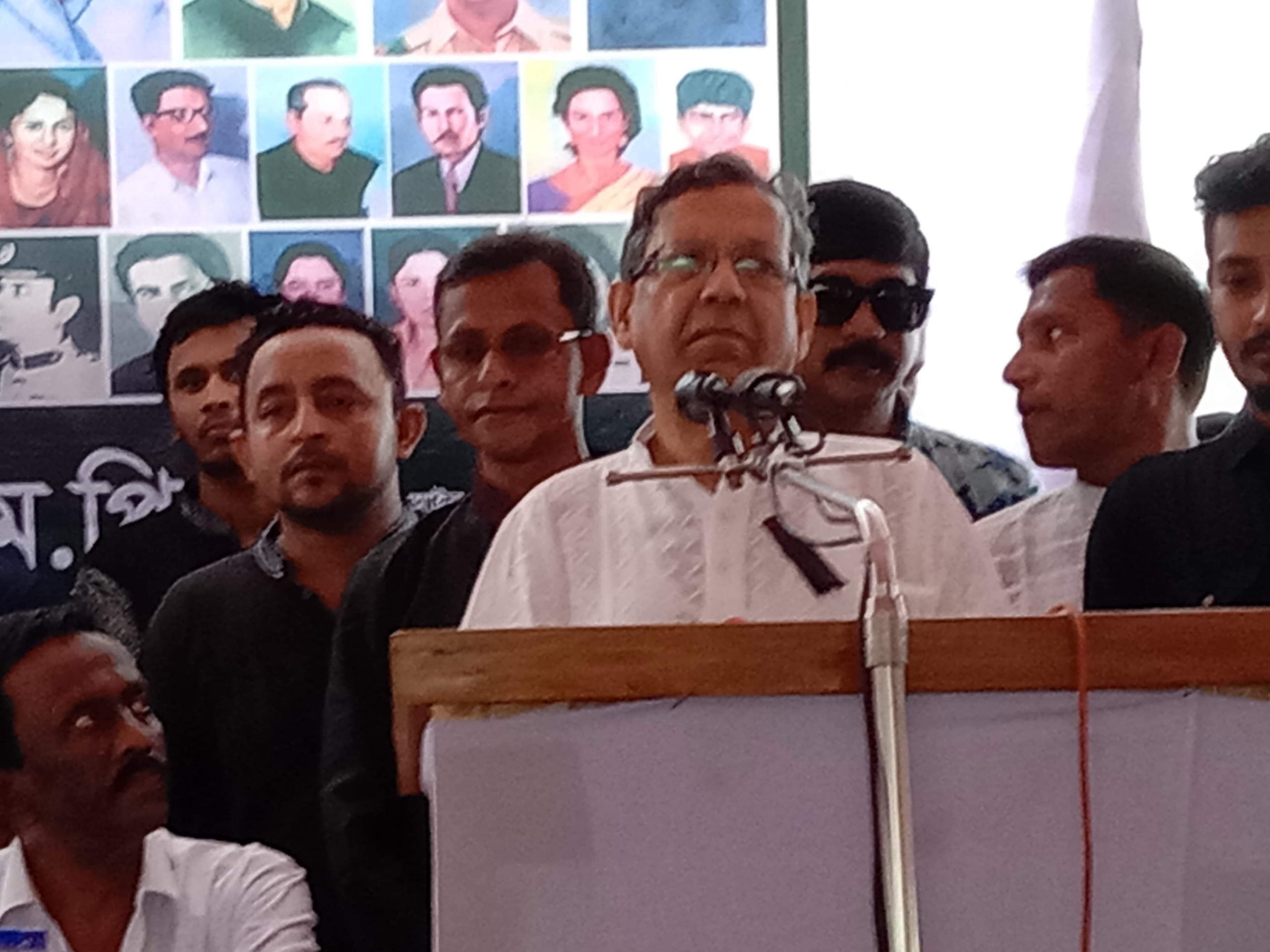 বেগম খালেদা জিয়ার জন্মদিন বার বার বদলানো হচ্ছে-আইন মন্ত্রী