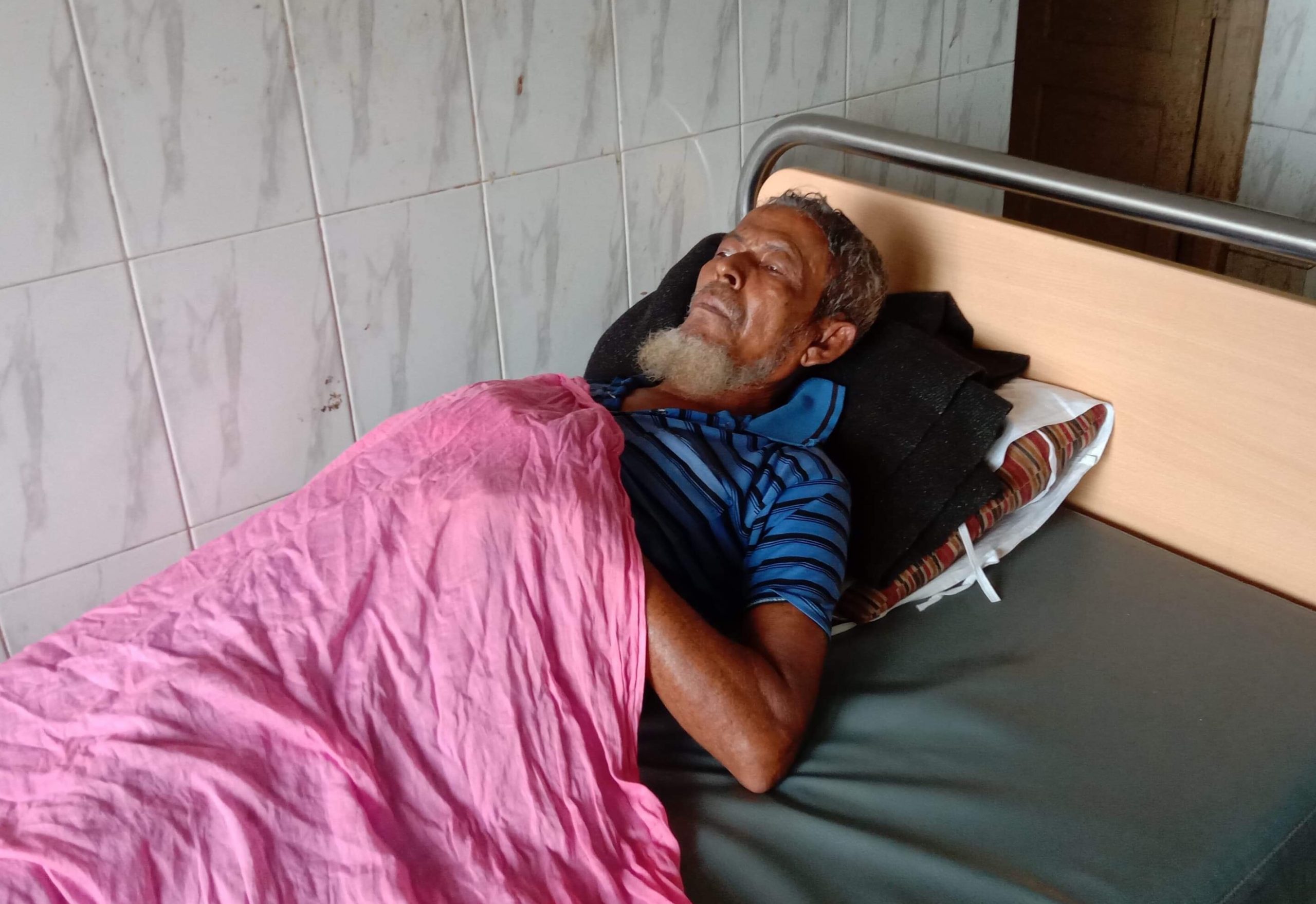 আখাউড়ায় বাক প্রতিবন্ধীর পুরুষাঙ্গ কেটে দিল দূর্বৃত্তরা।