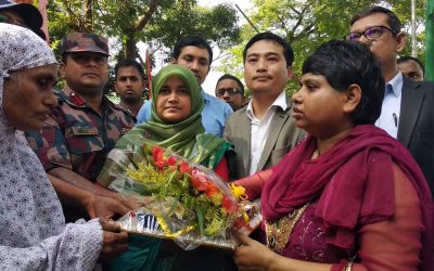 দীর্ঘ ৯ বছর ওপার থেকে এপারে মায়ের কোলে আসলেন বিথী।