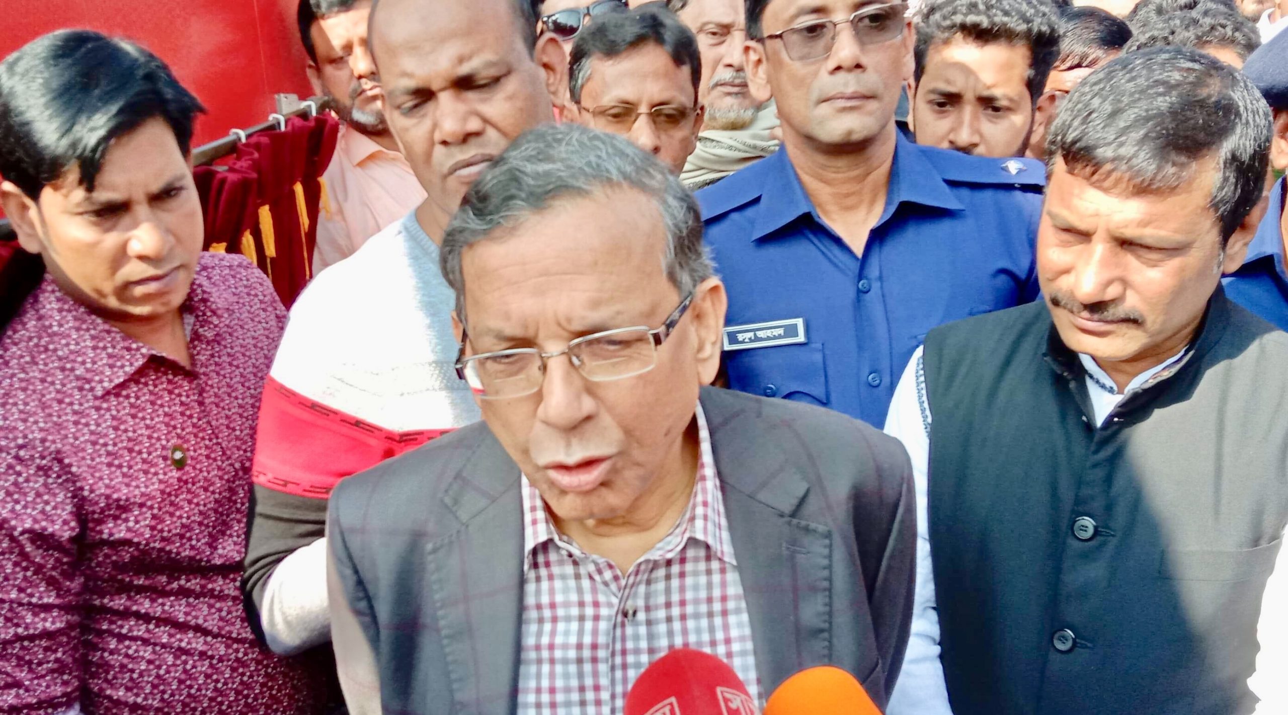 বিচারকগন সব কিছু দেখেই বেগম জিয়ার জামিন নাকচ করেছেন- আইনমন্ত্রী