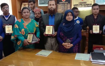 আখাউড়া’য় উপজেলা ও জেলা পর্যায়ে শ্রেষ্ট শিক্ষকদেরকে প্রবাসীদের সম্মাননা স্বারক প্রদান।