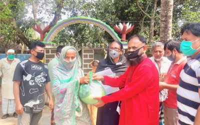 আখাউড়া রামধনগর কাজী বাড়ীর উদ্যোগে খাদ্যসামগ্রী বিতরণ