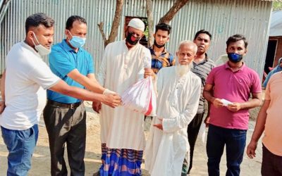 করোনায় খাদ্যসামগ্রী নিয়ে দুস্থদের পাশে সৌদি প্রবাসী শামীম মিয়া