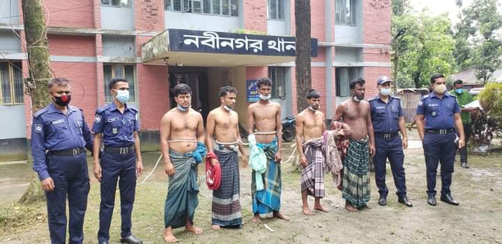 নবীনগরে গরুসহ ৫ গরু চোর কে গ্রেফতার করেছে পুলিশ