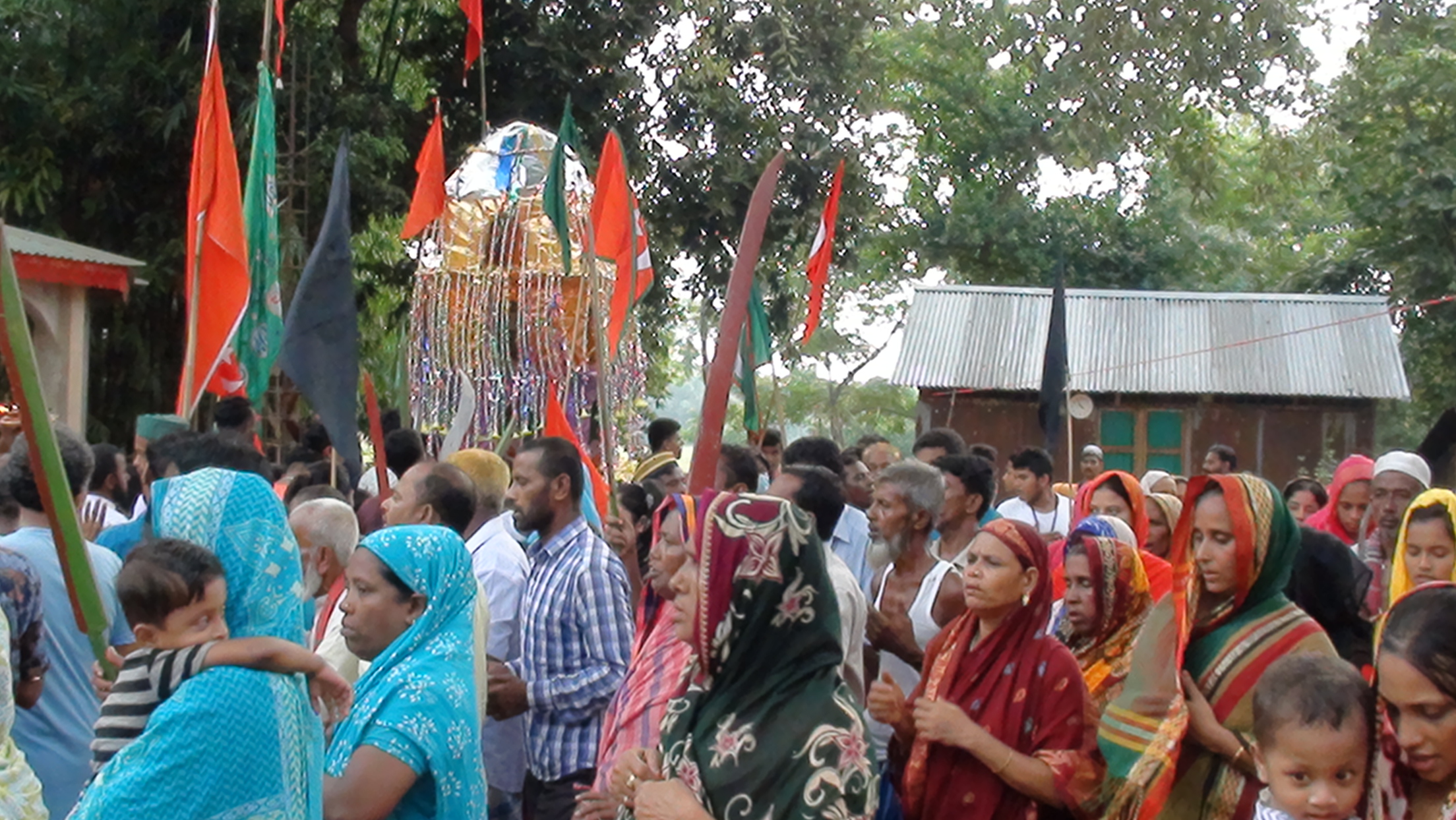 আখাউড়ায় শিকারমুড়া হোসাইনিয়া দরবার শরীফে পবিত্র আশুরা পালিত