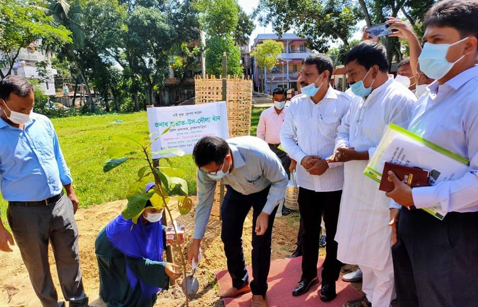 আখাউড়া সরকারী অফিস ও উন্নয়নমূলক কাজ পরিদর্শণ করলেন জেলা প্রসাশক