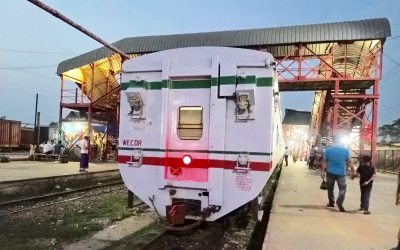 ব্রাহ্মণবাড়িয়ায় রেল স্টেশন তছনছ বিভিন্ন ষ্টেশনে আটকে সাতটি ট্রেন
