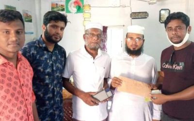 ক্ষুধার্ত মানুষের সন্ধান পেলেই খাবার পৌঁছে দেই বন্ধুমহল–৯৬