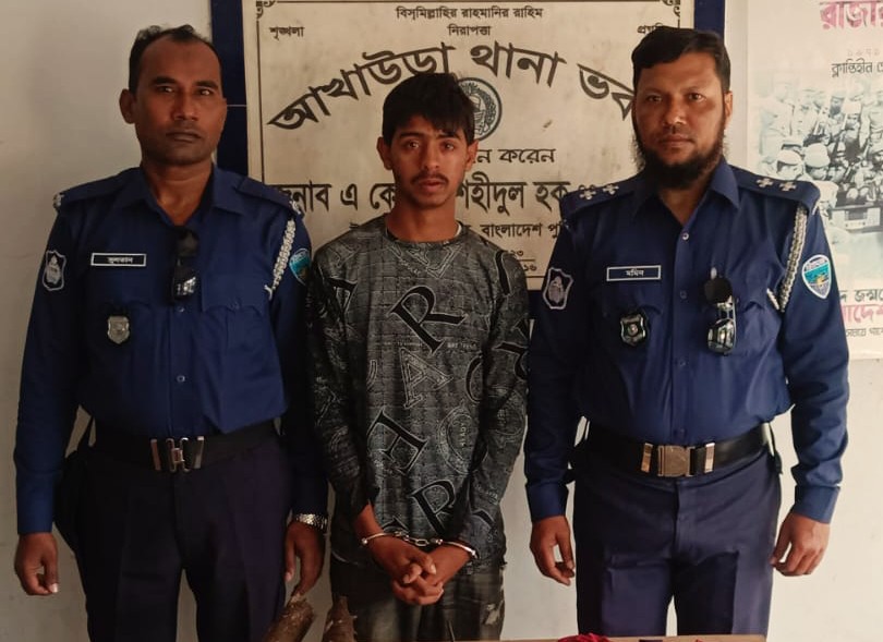 কোথাও যেতে দিতনা তাই মাকে মেরে ফেলি আদালতে সিয়ামের “জবানবন্দি”
