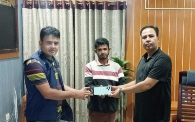 আখাউড়ায় তথ্য প্রযুক্তির মাধ্যমে মোবাইল ফোন উদ্ধার