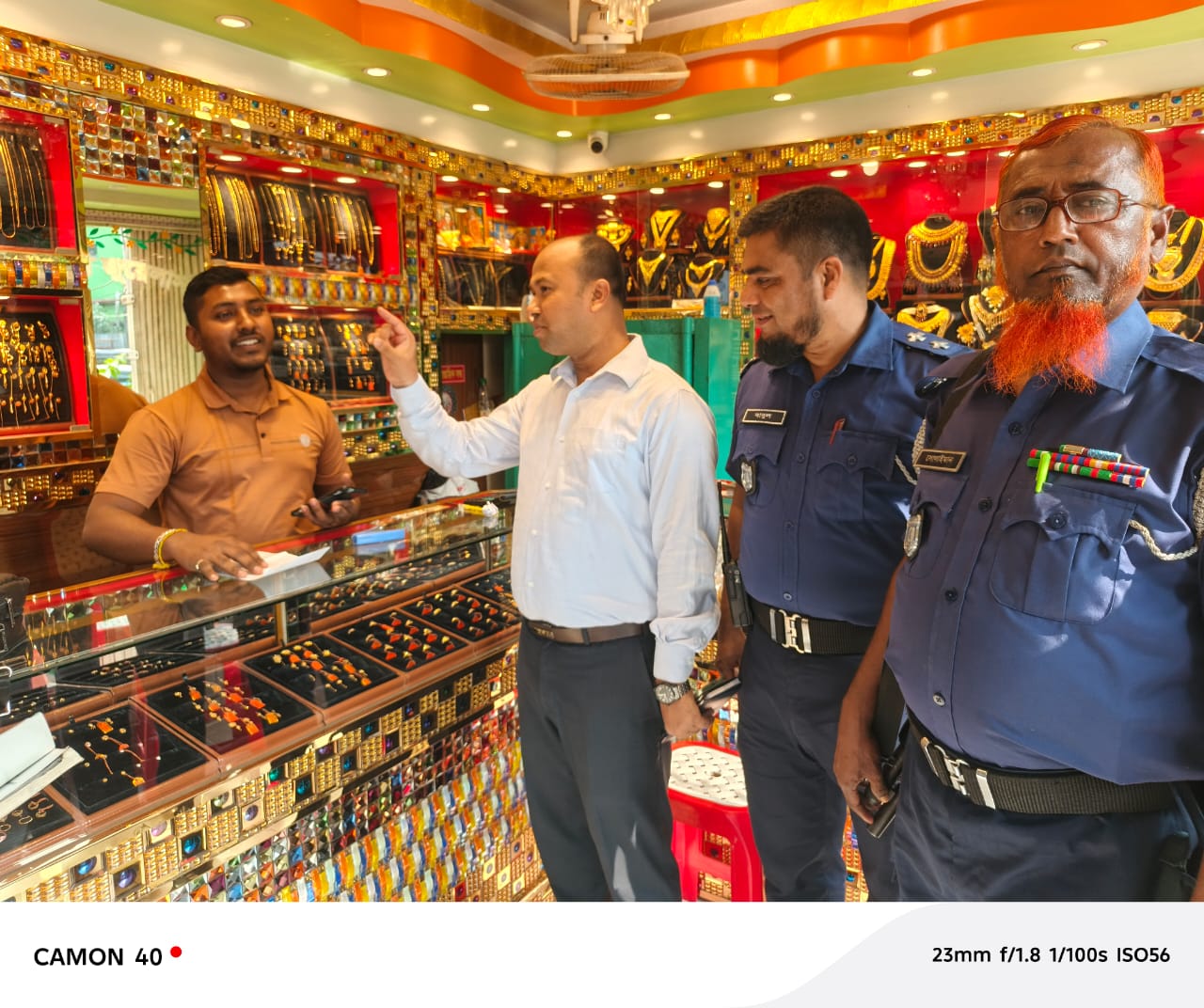 আখাউড়ায় জুয়েলারি দোকানে অভিযান, ৮ মালিককে অর্থদণ্ড