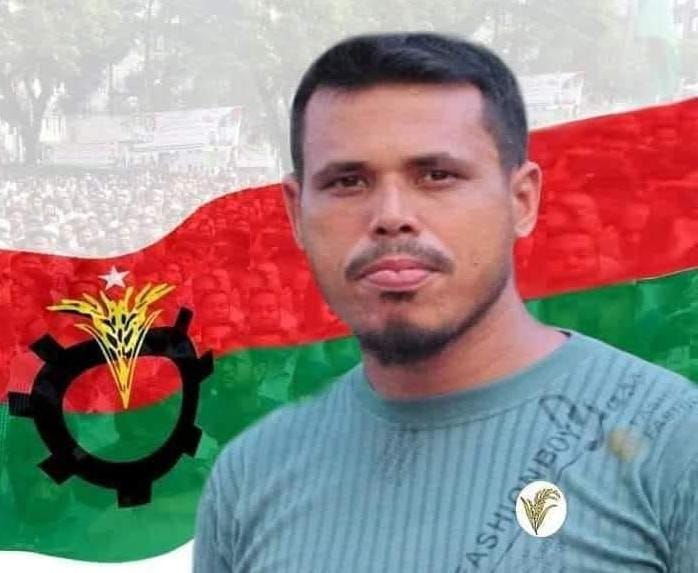 প্রবাসী বিএনপি নেতা রফিক মিয়ার জানাজায় জনতার ঢল, বীর মনে বিদায় জানালেন স্থানীয় নেতাকর্মীরা