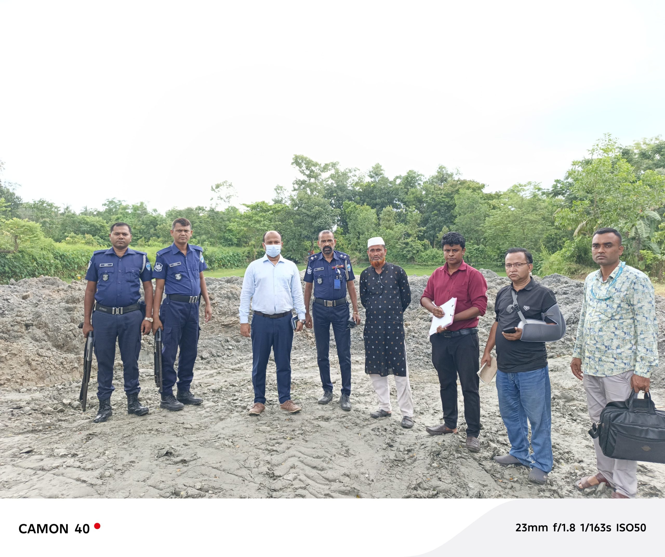 আখাউড়ায় জলধার ভরাট ভ্রাম্যমান আদালতে অর্থদণ্ড