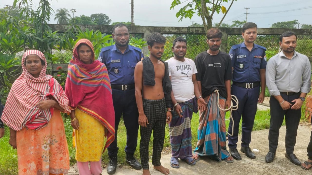 আখাউড়ায় দুই নারীসহ পাঁচ মাদক সেবীর কারাদণ্ড