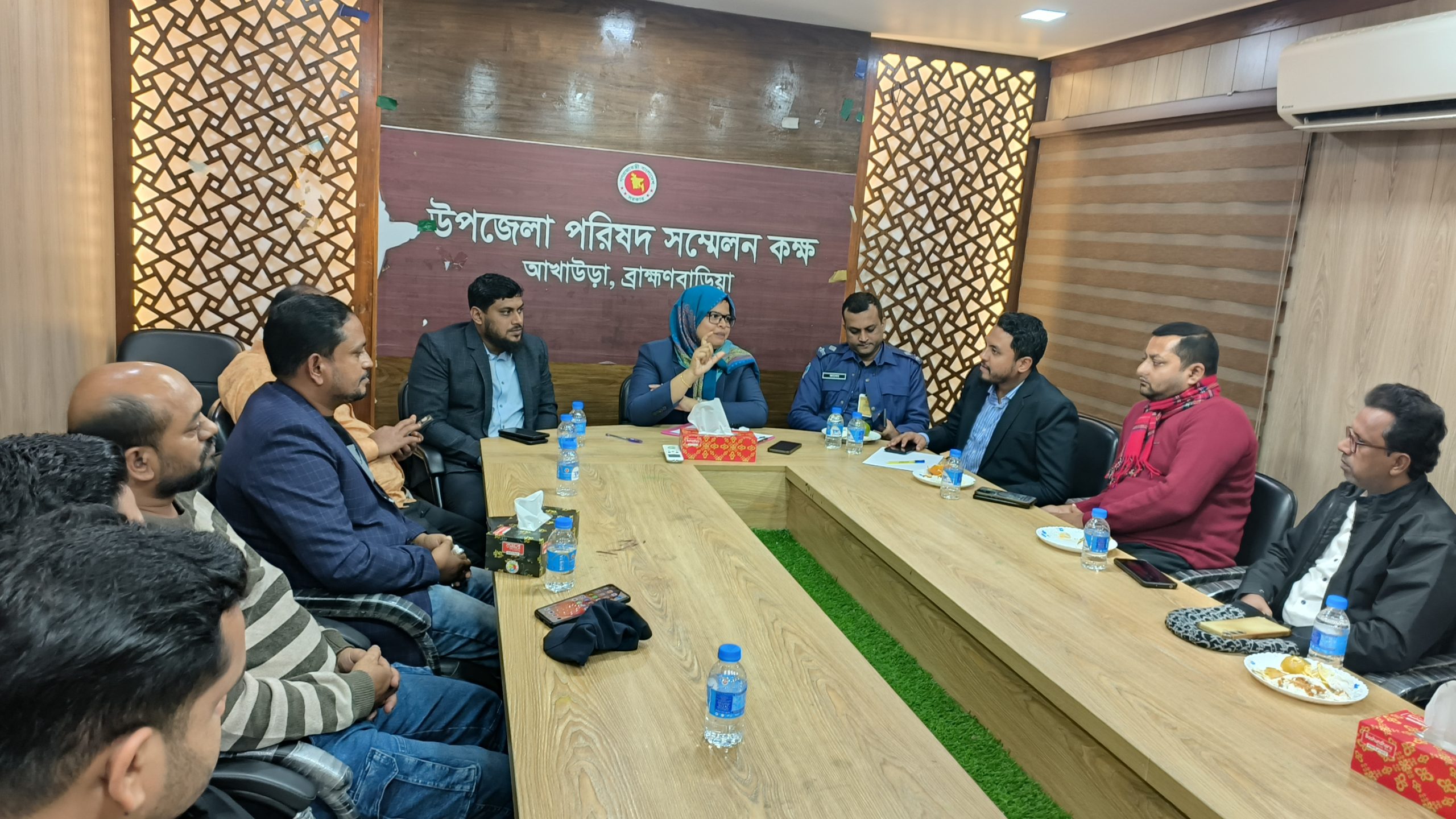 আখাউড়ায় ২৪ ঘন্টার মধ্যে নির্বাচনী প্রচারণা সামগ্রী খুলে ফেলার নির্দেশ