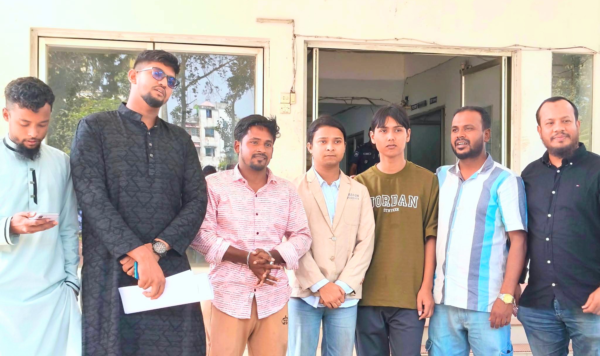 থানায় মুচলেকা দিয়ে ছাত্রদল নেতা বললেন ‘ভালো হয়ে যাবো’