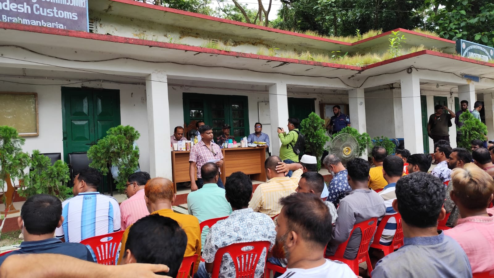 আখাউড়া কাস্টমসের নিলাম কার্যক্রম সম্পন্ন, ৬০ লাখ টাকা সরকারের রাজস্ব আয়