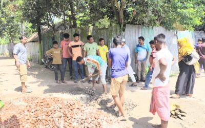 নিজ গ্রামে ব্যক্তিগত অর্থায়নে সড়ক পাকা করলেন কাউন্সিলর প্রার্থী দেলোয়ার হোসেন ঠান্ডু